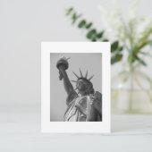 Carte Postale Statue de la Liberté 5 (Debout devant)