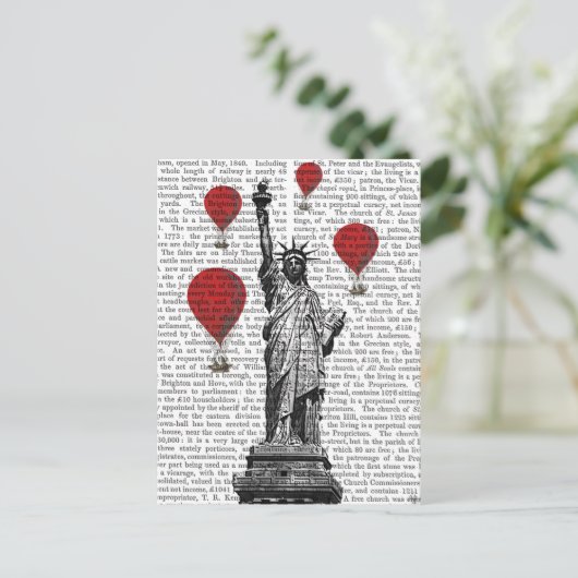 Carte Postale Statue de la Liberté et Ballons rouges à air chaud (Debout devant)