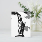 Carte Postale Statue de la Liberté New York (Debout devant)