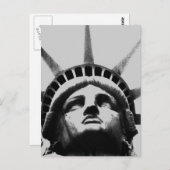 Carte postale Statue de Liberté en Gris noir et bl (Devant / Derrière)
