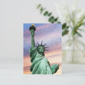 Carte Postale statue de liberté new york (Debout devant)