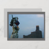 Carte Postale Statue du robot géant japonais (Devant / Derrière)