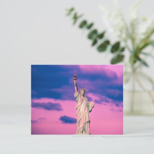 Carte Postale Statue Freiheits (Debout devant)