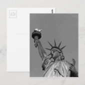 Carte Postale Statue noire et blanche de Liberty New York (Devant / Derrière)