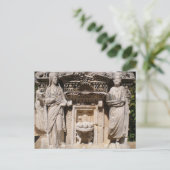 Carte Postale Statues anciennes en bas-relief (Debout devant)