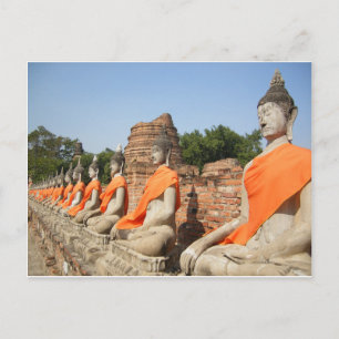 Carte Postale Statues bouddhistes thaïlandaises au temple Ayutth