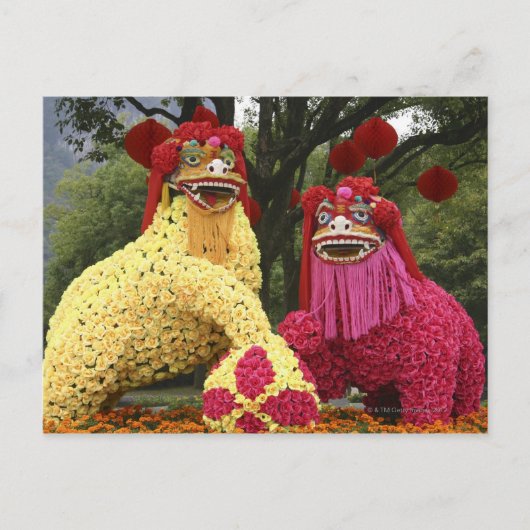 Carte Postale Statues de deux dragons recouverts de fleurs, (Devant)