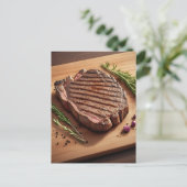 Carte Postale Steak de Ribeye grillé au romarin (Debout devant)