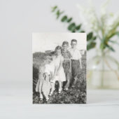 Carte Postale stepladder enfant (Debout devant)