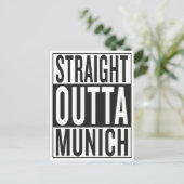 Carte Postale straight outta (Debout devant)