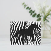 Carte Postale Stripes de Black And White (Debout devant)