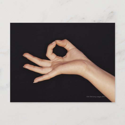 Carte Postale Studio photo de la main gestant un signe (Devant)