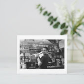 Carte Postale Suis-je ? (Debout devant)