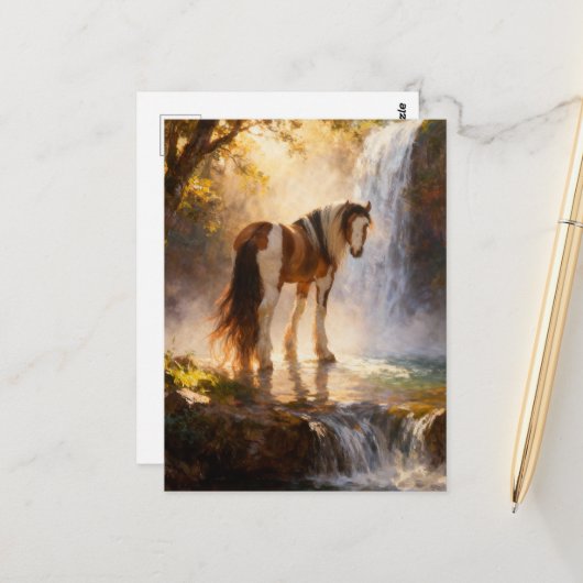 Carte Postale Superbe cheval Pinto Gypsy Vanner à la cascade (Devant/Arrière en situation)
