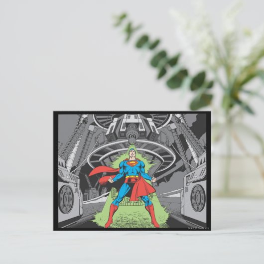 Carte Postale Superman exposé à la kryptonite (Debout devant)