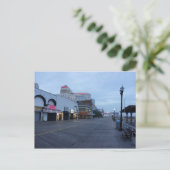 Carte Postale Sur la promenade à Atlantic City, NJ (Debout devant)