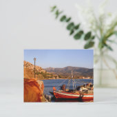 Carte Postale Sur l'île de Lesvos (Debout devant)