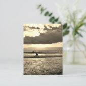 Carte Postale Surf au coucher du soleil : côte de Shonan, Japon (Debout devant)