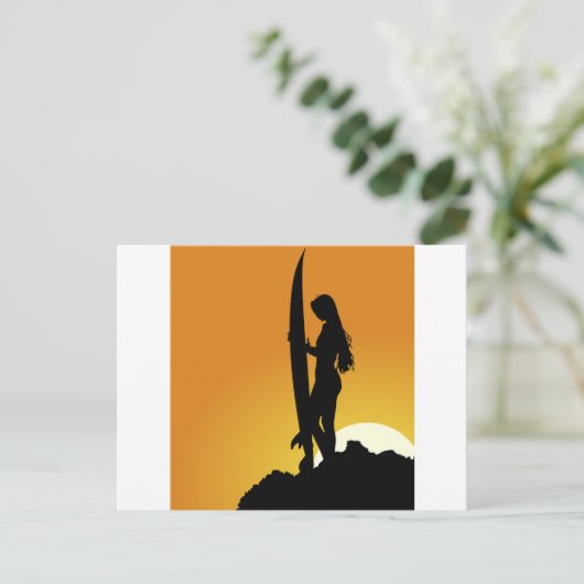 Carte Postale Surfer fille Silhouette (Debout devant)