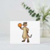 Carte Postale Suricate au sport de Basket-ball (Debout devant)