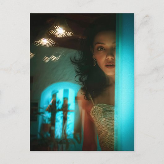 Carte Postale Surprise, sortir d'une porte (Devant)