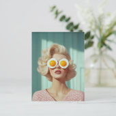 Carte Postale Surreal Breakfast Portrait mode (Debout devant)