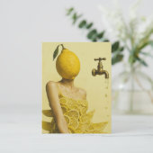 Carte Postale Surreal Lemon Lady (Debout devant)