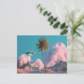 Carte Postale Surreal UFO and Palm Tree Mountain Scene (Debout devant)
