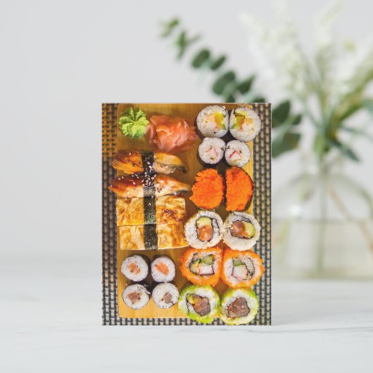 Carte postale Sushi Sampler (Debout devant)