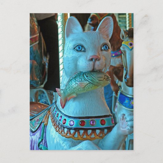 Carte Postale Sushi un chat avec un poisson sur un manège (Devant)