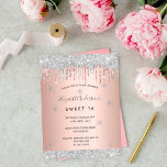 Carte Postale Sweet 16 hiver parties scintillant rose rose invit<br><div class="desc">Une invitation hivernale moderne, élégante et glamour pour une Soirée 16, 16e anniversaire Sweet. Un arrière - plan d'or rose faux métallique à l'élégante dorure rose, rose et faux argent parties scintillant goutte à goutte, la peinture goutte à goutte. Décoré de cristaux de neige en faux argent, flocons de neige....</div>