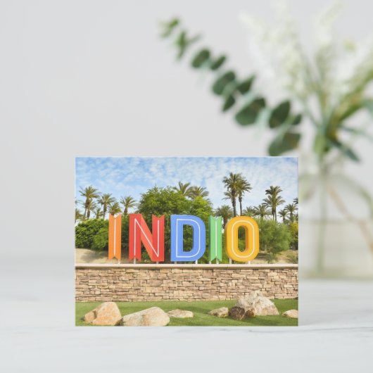 Carte Postale SYMBOLE INDIO, Californie (Debout devant)