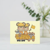 Carte Postale T-shirts et cadeaux Monkey Wrench (Debout devant)