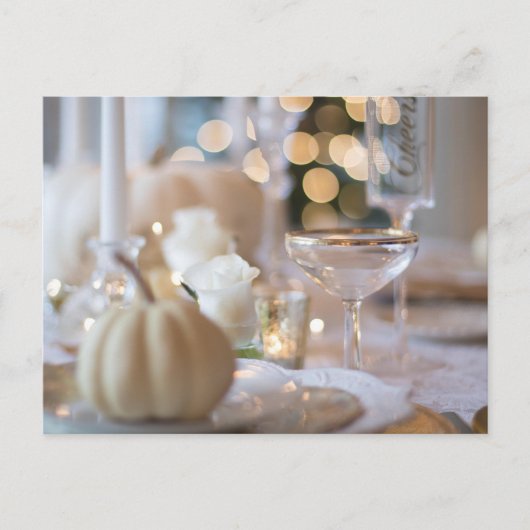 Carte Postale Table Élégante avec un Élégant Service de Table (Devant)