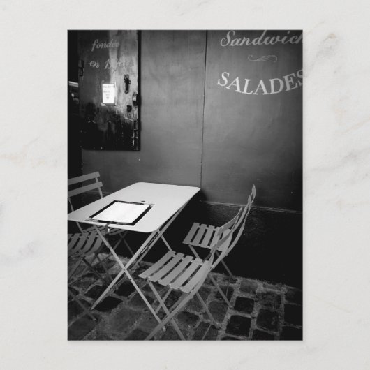 Carte Postale Table et chaises du café parisien (Devant)