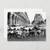 Carte Postale Tabliers de la rue de Rivoli 1978 Robert Doisneau (Devant / Derrière)
