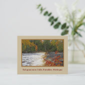 CARTE POSTALE TAHQUAMENON TOMBE EN AUTOMNE / MICHIGAN'S U.P. (Debout devant)