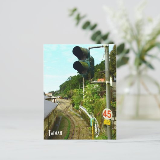 Carte postale Taïwan (Debout devant)