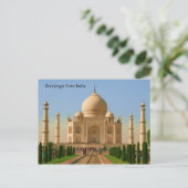 Carte Postale taj mahal clair (Debout devant)