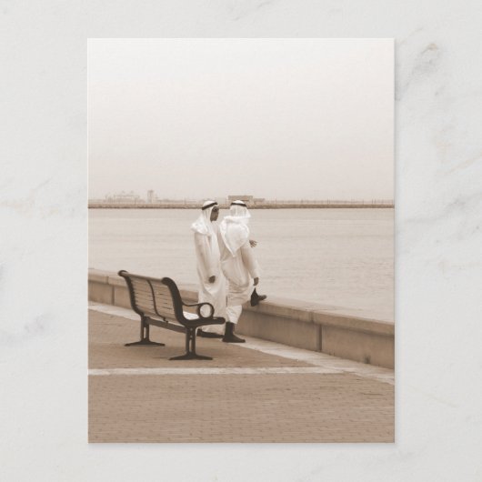 Carte Postale Talk, Hommes à Dishdasha au Koweït (Devant)