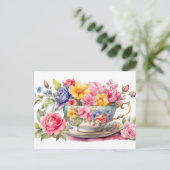 Carte Postale Tasse à thé à l'aquarelle avec de belles fleurs (Debout devant)