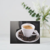 Carte Postale Tasse de café express sur le compteur noir de (Debout devant)