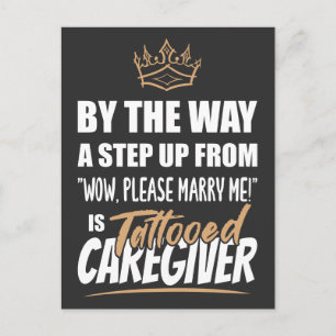 Carte Postale Tattooed Caregiver est l'ultime en appel. Cadeau