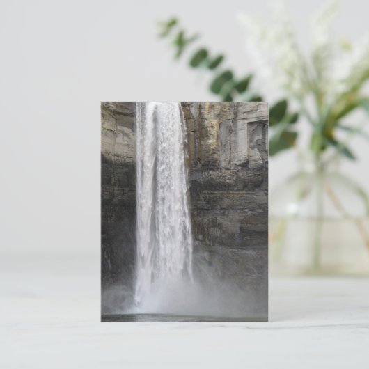 Carte Postale Taughannock tombe parc d'état (Debout devant)