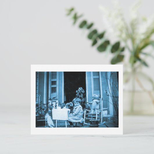 Carte Postale Tea Time avec les amis (Bleu Toné) (Debout devant)