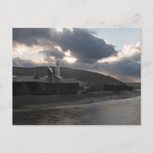 Carte Postale tempête au-dessus de Corning (Devant)