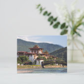Carte Postale Temple bouddhiste Par Rivière (Debout devant)