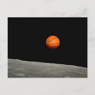 Carte Postale terrain de basket de l'univers lune