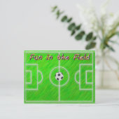 Carte Postale Terrain de football (Debout devant)