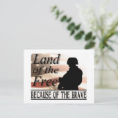 Carte Postale Terre des Libres à cause des Braves (Debout devant)